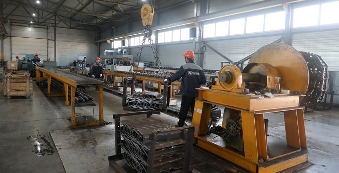 Челябинский завод на четверть увеличил выпуск продукции благодаря нацпроекту «Производительность труда»