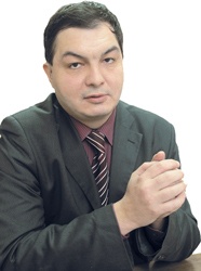 Азат Бердин