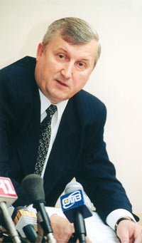 Петр Латышев