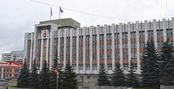 Выезжают на машинах, живут на лекарствах