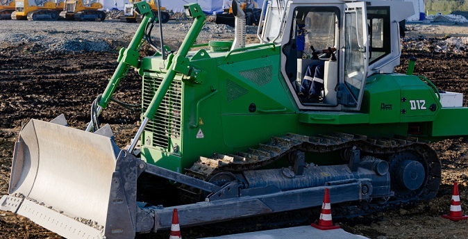Сильные и маневренные: на выставке «Стройдорэкспо» покажут в деле самые современные российские образцы техники