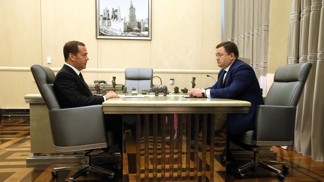 Глава Промсвязьбанка Петр Фрадков встретился с премьер-министром Дмитрием Медведевым
