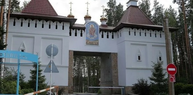 Екатеринбургская епархия признала за собой право собственности на все здания Среднеуральского монастыря