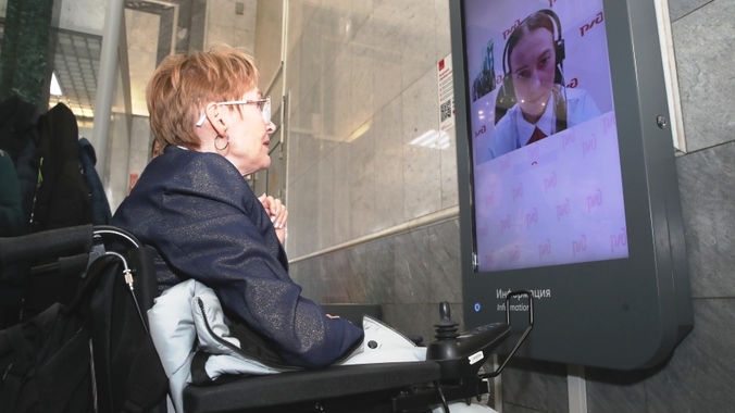 Более 25 тыс. маломобильных пассажиров получили помощь по сопровождению на вокзалах СвЖД в 2025 году