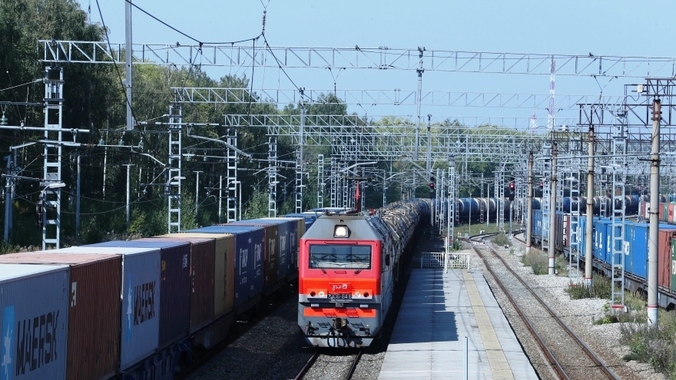 Погрузка на железной дороге в Свердловской области выросла на 5,2% и составила 5,8 млн тонн в сентябре