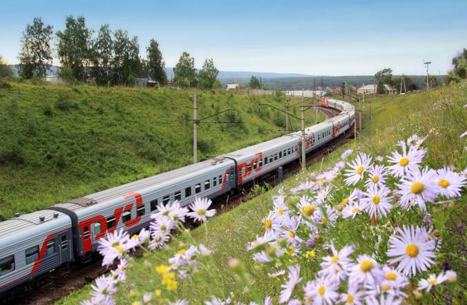 Перевозки пассажиров на СвЖД в июне выросли на 6%