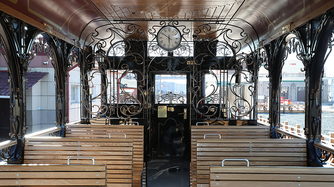 Открытый обзорный вагон включен в состав туристского ретропоезда «Уральский экспресс»