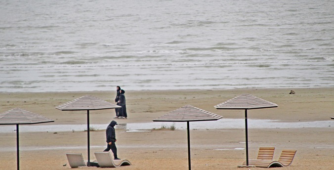 Свежий горный воздух, теплое море и коровы: стоит ли в ноябре ехать в Дагестан