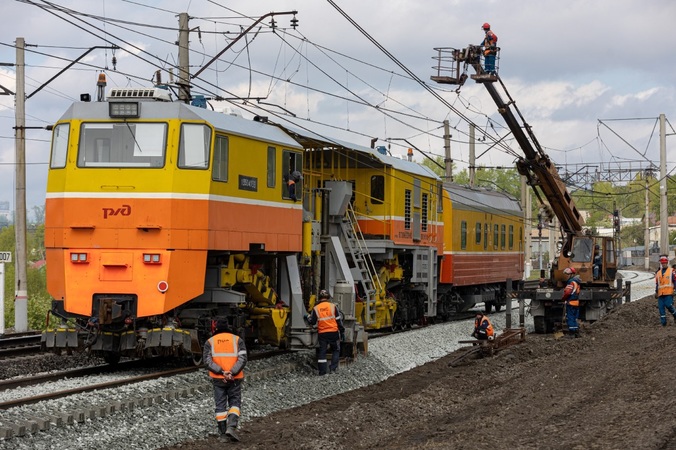 Свыше 230 км пути обновила СвЖД для повышения скорости движения поездов Свыше 230 км пути обновила СвЖД для повышения скорости движения поездов