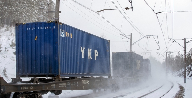 В 2020 году 9 из 10 контейнерных поездов Свердловская магистраль отправила по ускоренному расписанию