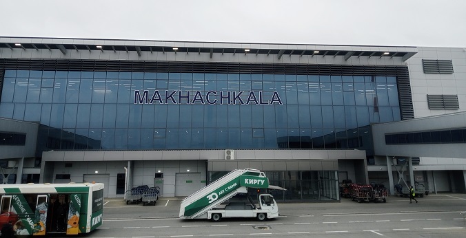 Число авиарейсов планируют увеличить между Екатеринбургом и Махачкалой