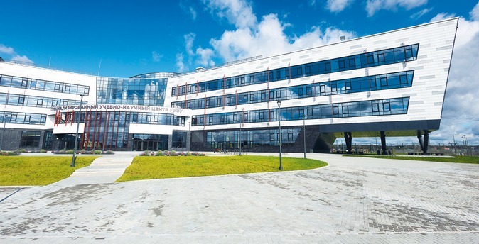 Новый кампус УрФУ в Новокольцовском готовится к открытию	Строительство мощного научно-образовательного кластера завершается в Екатеринбурге