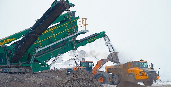 Инвестиции в геологоразведку твердых полезных ископаемых в России стабильно растут