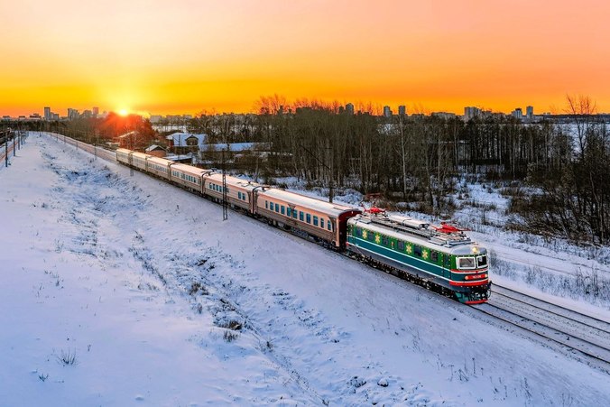 СвЖД назначила рейсы ретропоезда «Уральский экспресс» по вечернему кольцу на старый Новый год