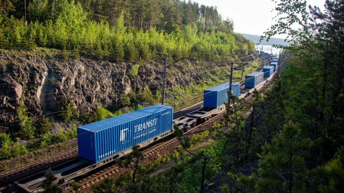 Перевозки контейнеров на СвЖД составили почти 174 тыс. ДФЭ в январе – мае