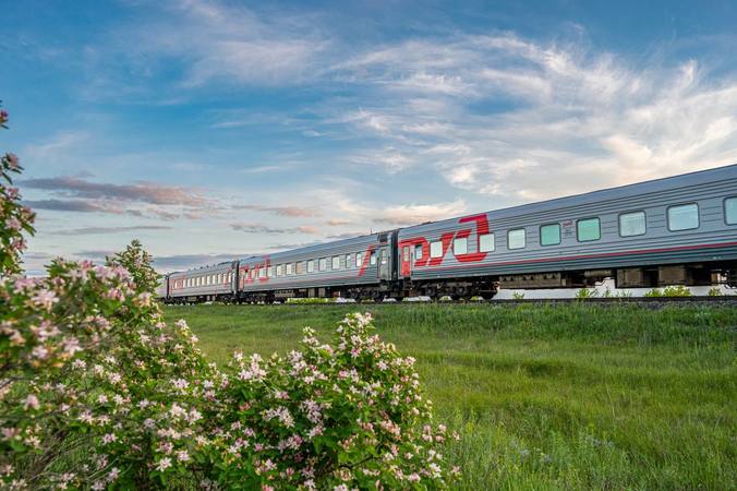 Перевозки пассажиров на СвЖД в июне выросли на 3,5%