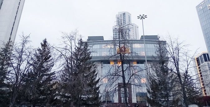 Больше 20 км сетей уличного освещения обустроят в Екатеринбурге Больше 20 км сетей уличного освещения обустроят в Екатеринбурге
