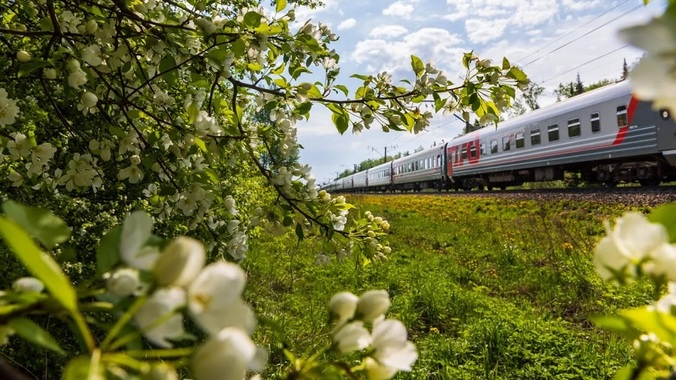 В майские праздники из Екатеринбурга будет больше поездов в Москву и Санкт-Петербург