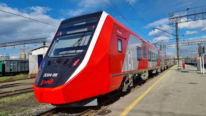 СвЖД назначила дополнительные поезда в связи с праздничным днем 12 июня