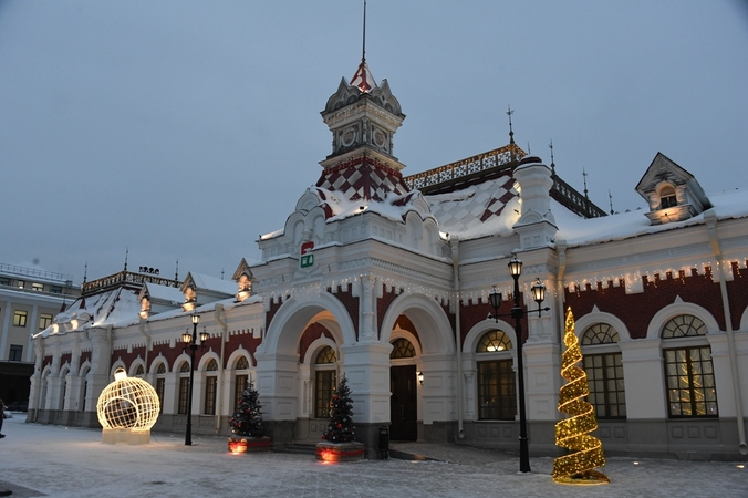 Праздничное оформление объектов СвЖД получило высокую оценку жюри на конкурсе «Новогодний Екатеринбург»