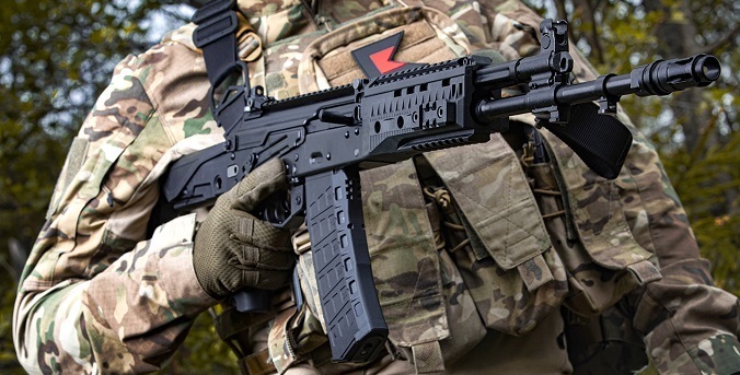 На 15% увеличил выпуск новейших автоматов АК-12К «Калашников»