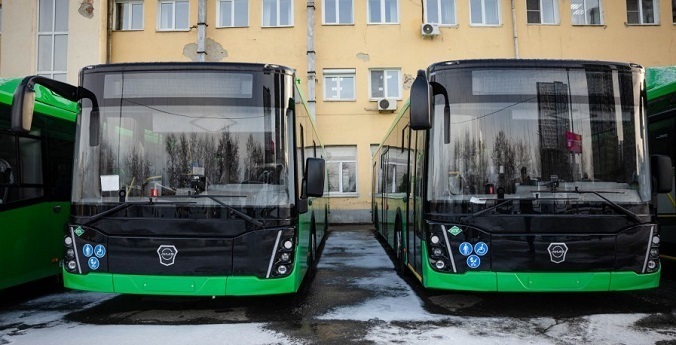Определены маршруты, на которые выйдут новые автобусы-гармошки в Екатеринбурге