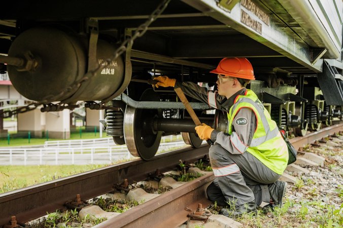 Более 200 выпускников-целевиков с осени будут работать на СвЖД