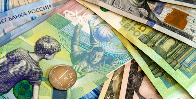 Правительство России планирует продлить норму  о продаже валютной выручки экспортерами до конца года