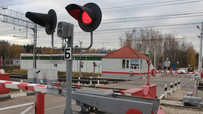 Свыше 140 железнодорожных переездов обновит СвЖД в 2026 году