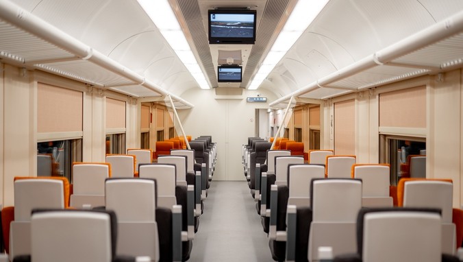 Новые комфортабельные вагоны появились на пригородном маршруте Сургут – Куть-Ях в ХМАО – Югре