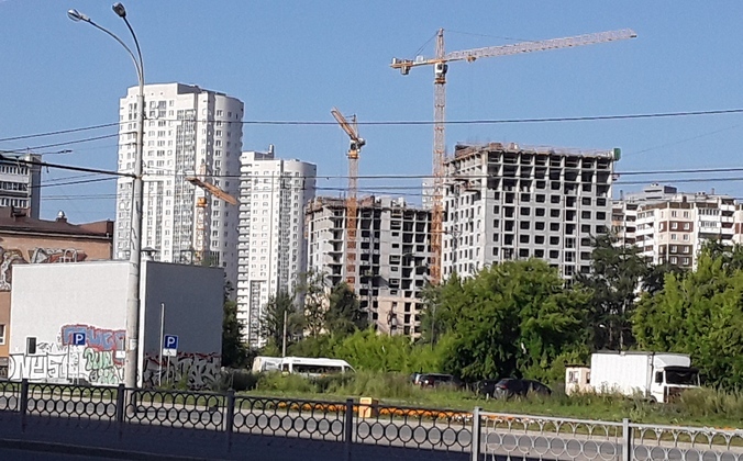 По приросту строящихся квартир Свердловская область вошла в тройку лидеров среди российских регионов