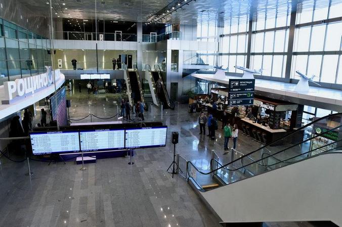 В реконструкцию аэровокзального комплекса тюменского аэропорта Рощино инвестируют около 8 млрд рублей