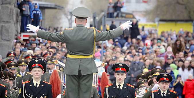 Советские военные фильмы и ретро-технику покажут в День Победы в Екатеринбурге