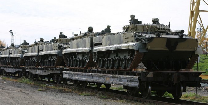Курганмашзавод передал в войска новую партию БМП-3, оснащенных противокумулятивными решетками и бронеэкранами