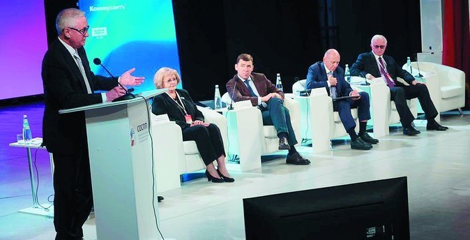 Свердловские промышленники обсудили экономические проблемы