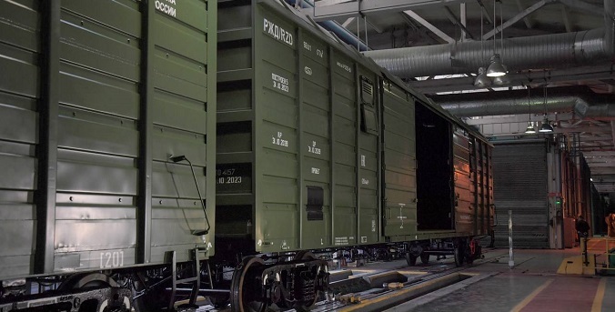 Уралвагонзавод впервые изготовил крытые вагоны для Министерства обороны РФ
