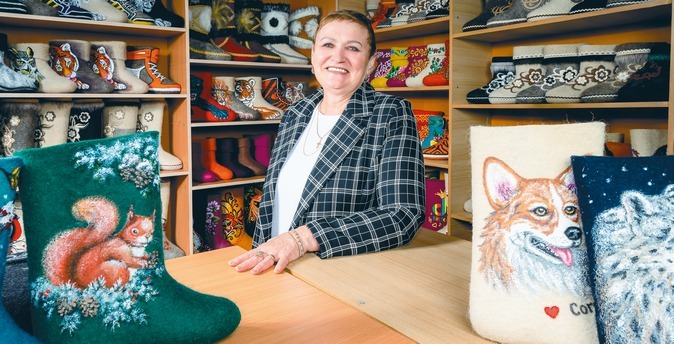 Народные промыслы: уральские валенки предстали во всех красках