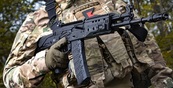 На 15% увеличил выпуск новейших автоматов АК-12К «Калашников»
