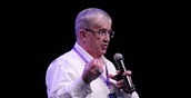 Гарретт Джонстон: конкурировать с искусственным интеллектом в будущем сможет только «бизнес по любви»