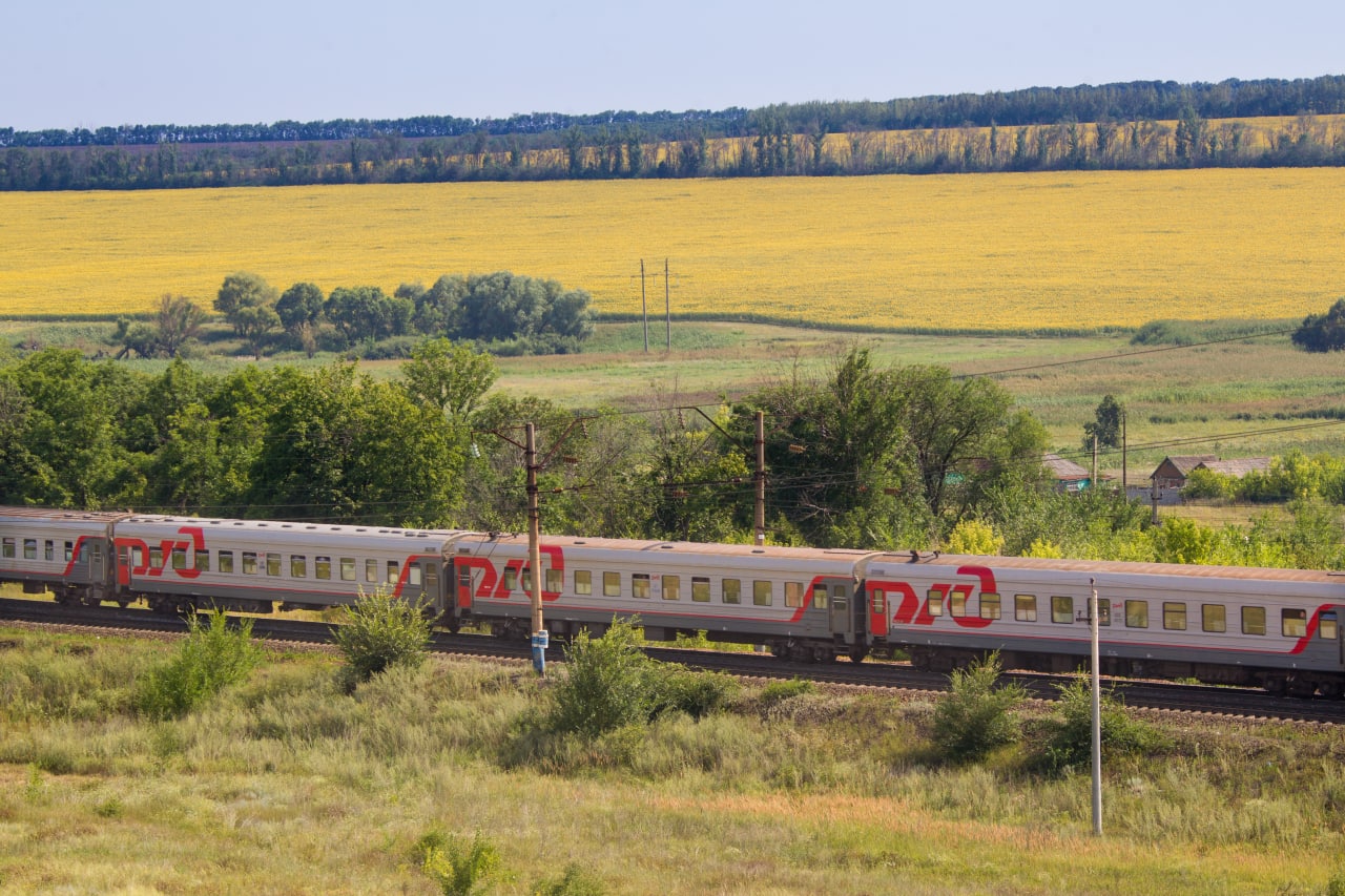 Дополнительные рейсы пассажирских поездов в сообщении с курортами Черноморского побережья назначены на СвЖД